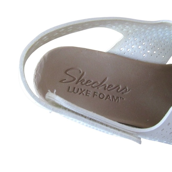 Skechers Pier Ave Wedge Sandals 9 White Strappy Perforated Luxe Foam Comfort - Picture 9 of 11